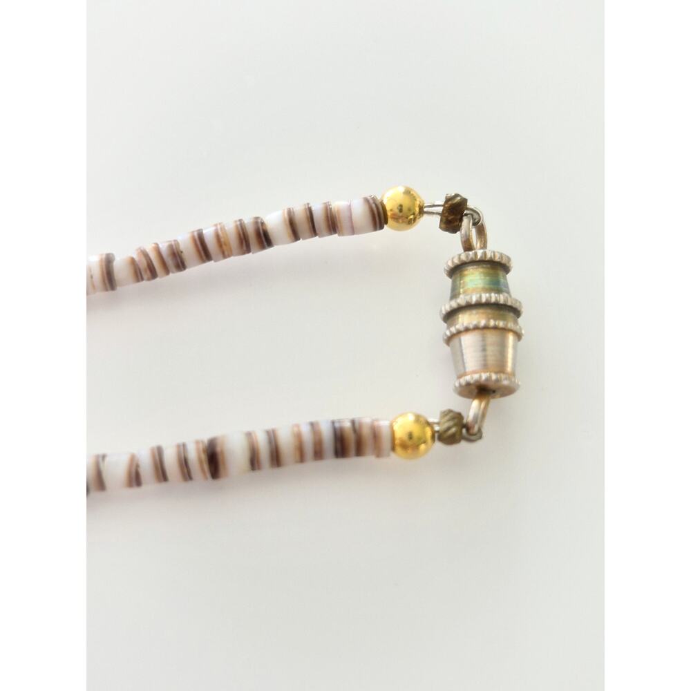 Southwest Turquoise Nugget Heishi Shell Bead Choker Necklace - Picture 4 of 6